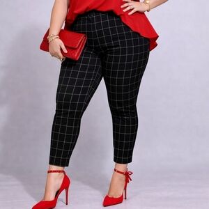 ELLE | Pull-On Skinny Fit Ankle Dress Pants | Size XL | Black Windowpane Chic